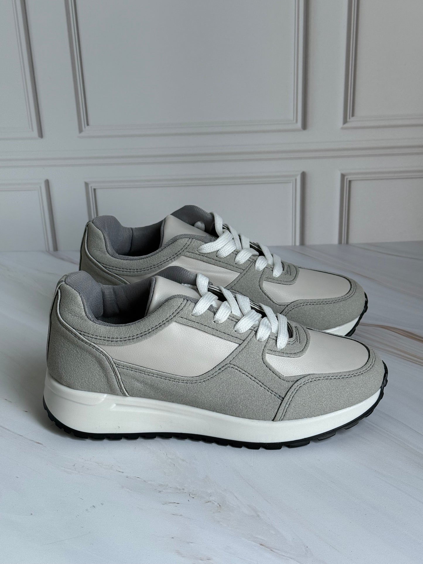 Leny Grey