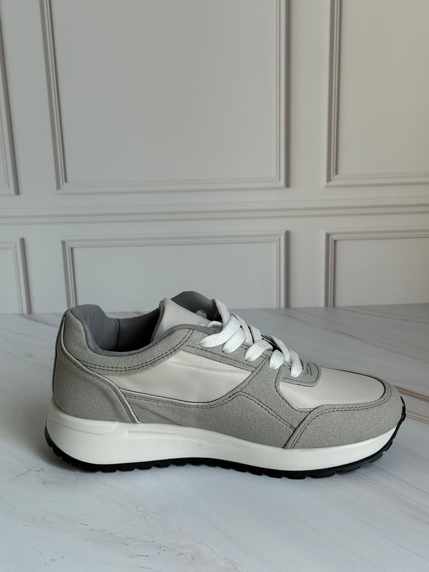 Leny Grey